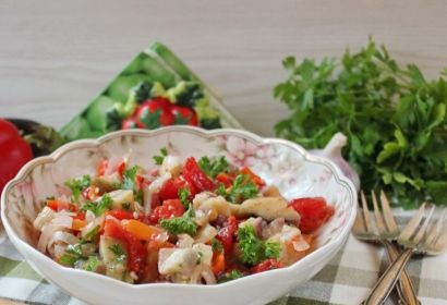 Салат из запеченных баклажанов перца и помидор рецепт с фото пошагово