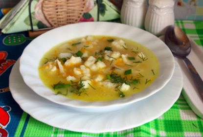 Суп с клецками на курином бульоне рецепт с фото пошагово