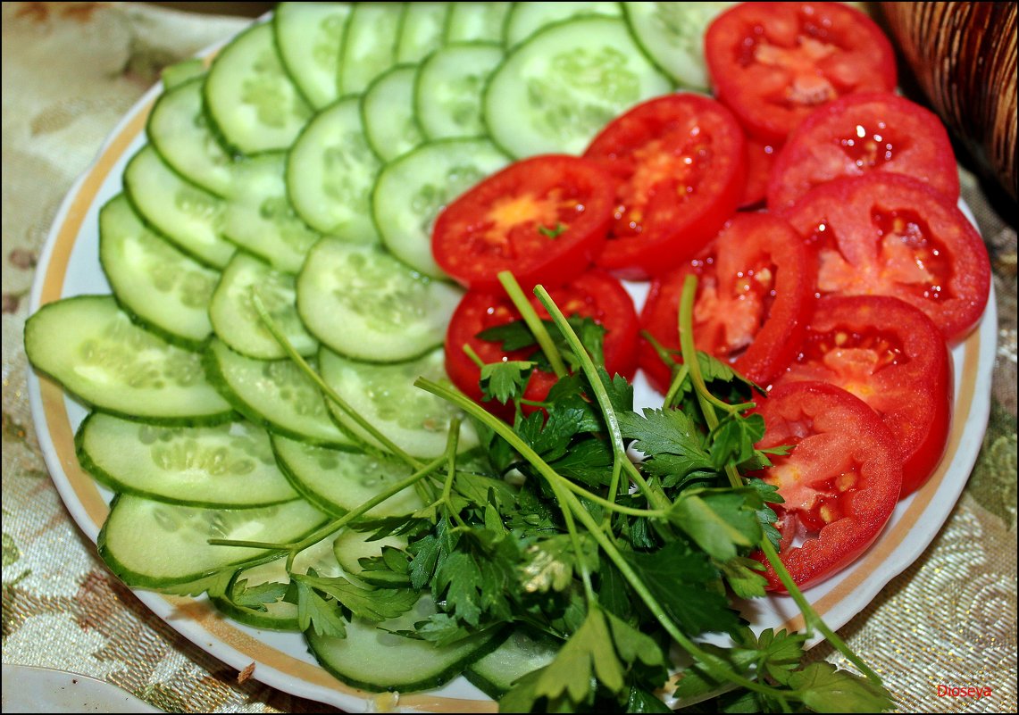 Овощной салат ассорти диетический, приготовит по рецепту
