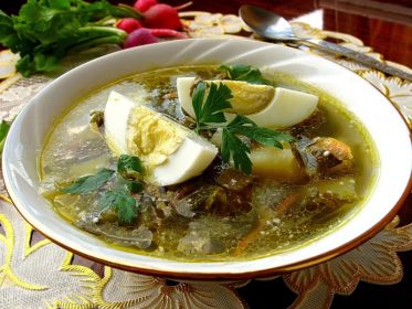 Зеленый борщ с щавелем и яйцом рецепт с фото пошагово 
