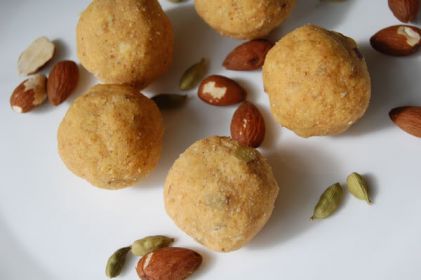 Бесан ладду Индийские сладости из нутовой муки рецепт с фото пошагово